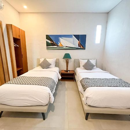 Apple Villa & Suite Seminyak Exterior foto