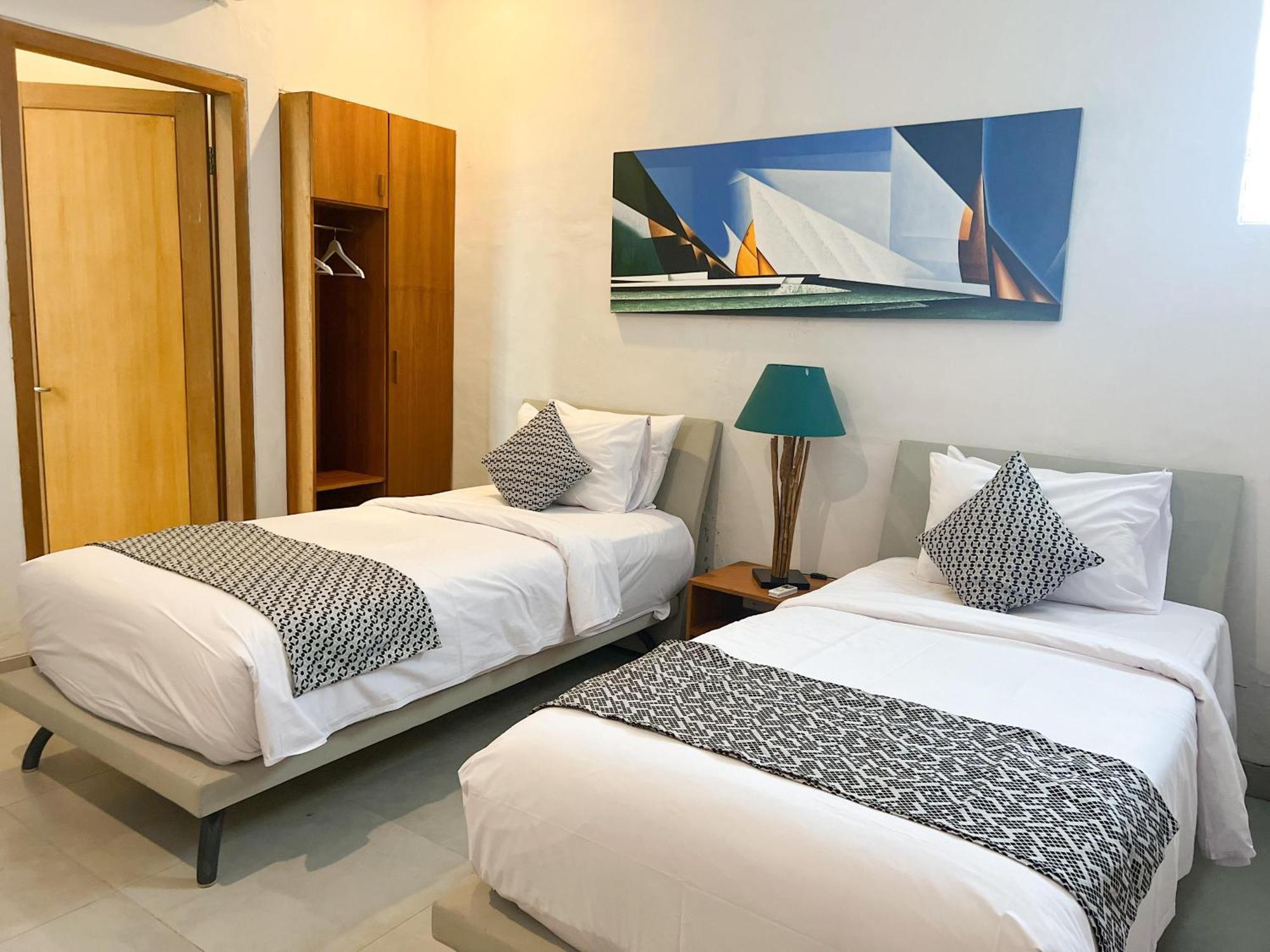 Apple Villa & Suite Seminyak Exterior foto